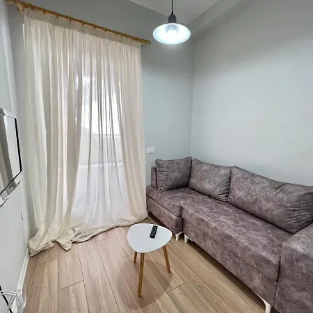 Lägenhet Small Cozy Tirana